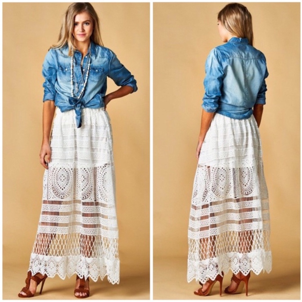 White crochet skirt